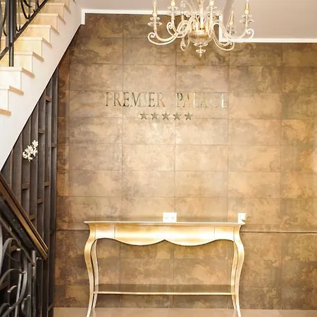 מלון Premier Palace 5*
