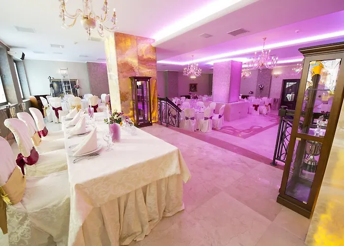 Premier Palace فندق