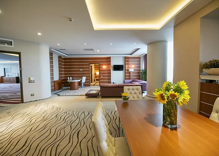 Premier Palace فندق