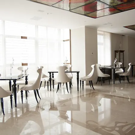 Premier Palace 5* Bükreş