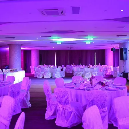 Premier Palace 5* Bükreş