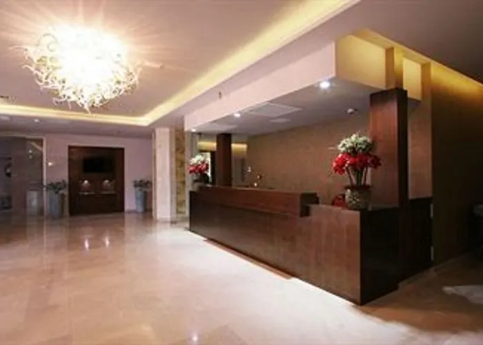 Ξενοδοχείο Premier Palace 5*